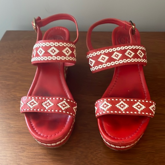 Tory Burch size 8 red and white - Picture 1 of 3